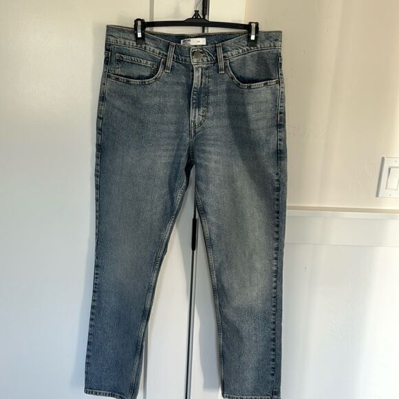 Signature Gold by Levi Strauss & Co. Men's Slim Straight Jeans Size W34 X L30 - Picture 2 of 12